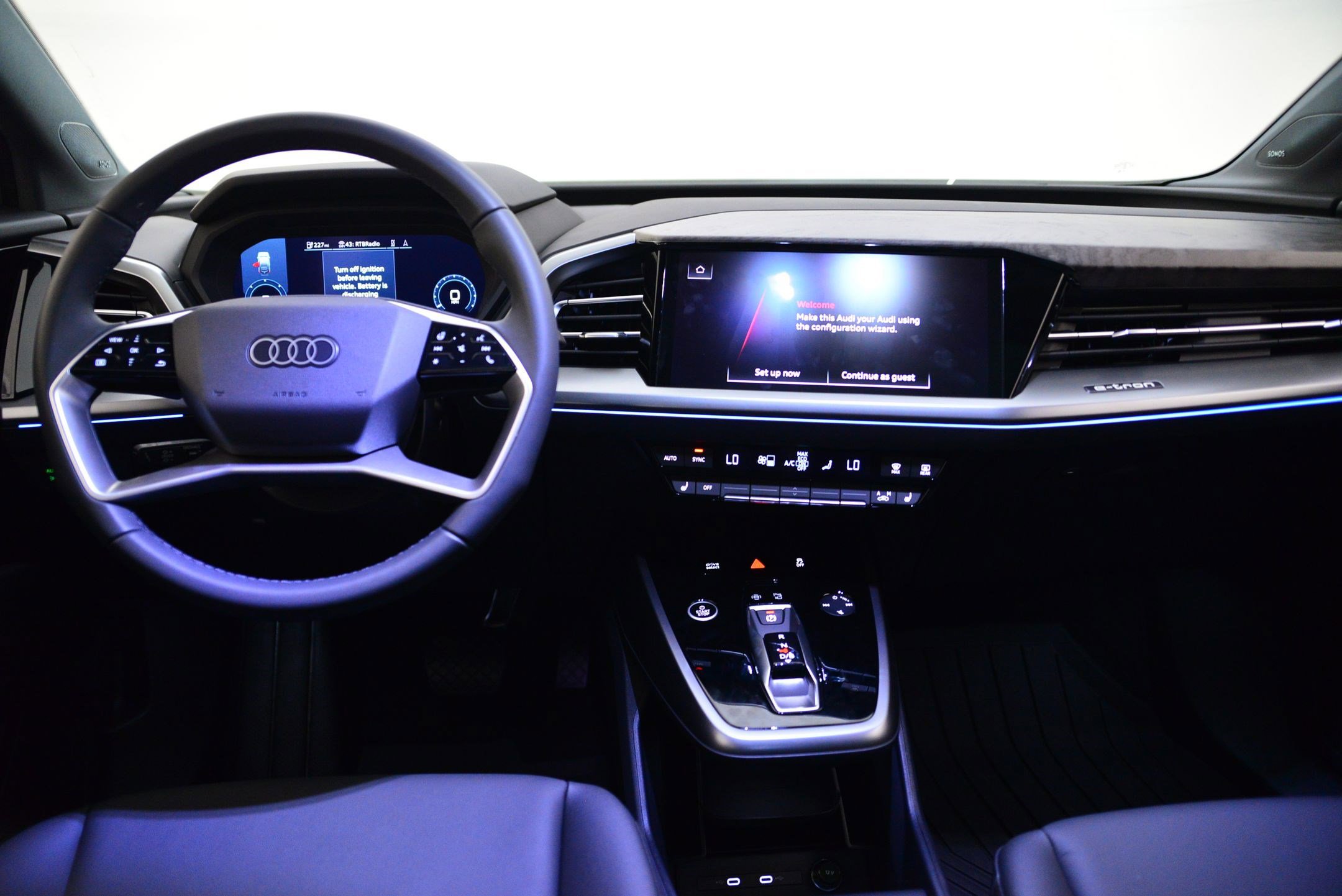 New 2025 Audi Q4 e-tron Premium Plus image 3