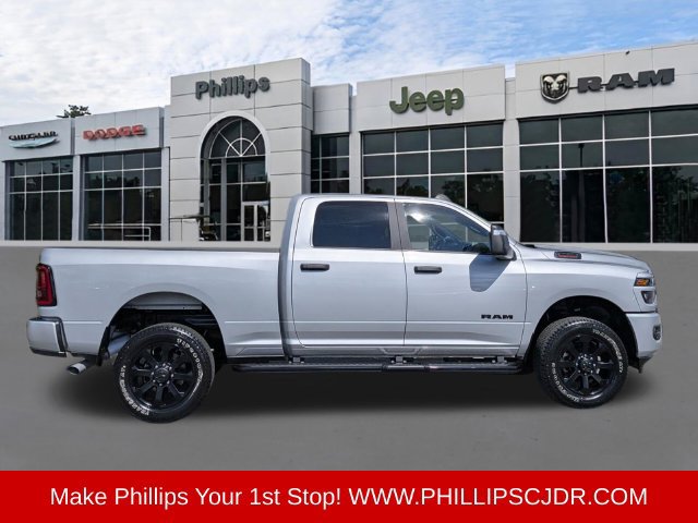 Used 2026 RAM 2500 Big Horn AWD/4WD image 2