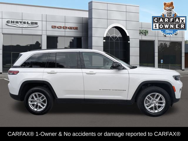 Used 2025 Jeep Grand Cherokee Laredo X image 3