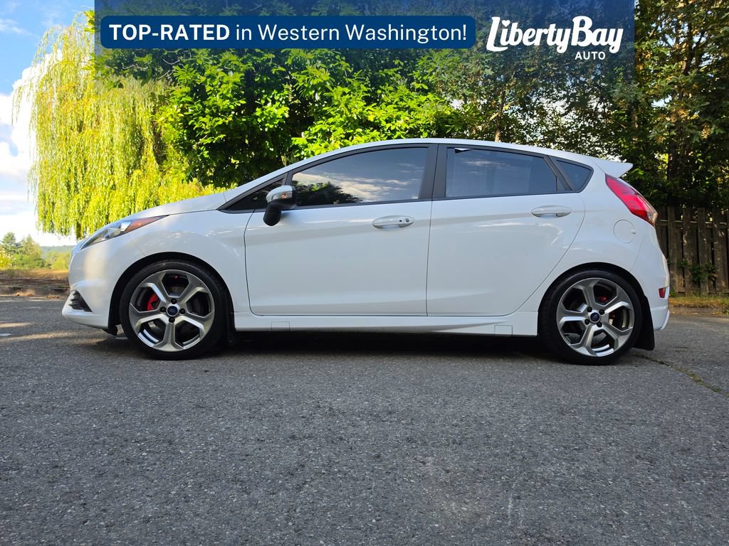 Used 2015 Ford Fiesta ST FWD image 9
