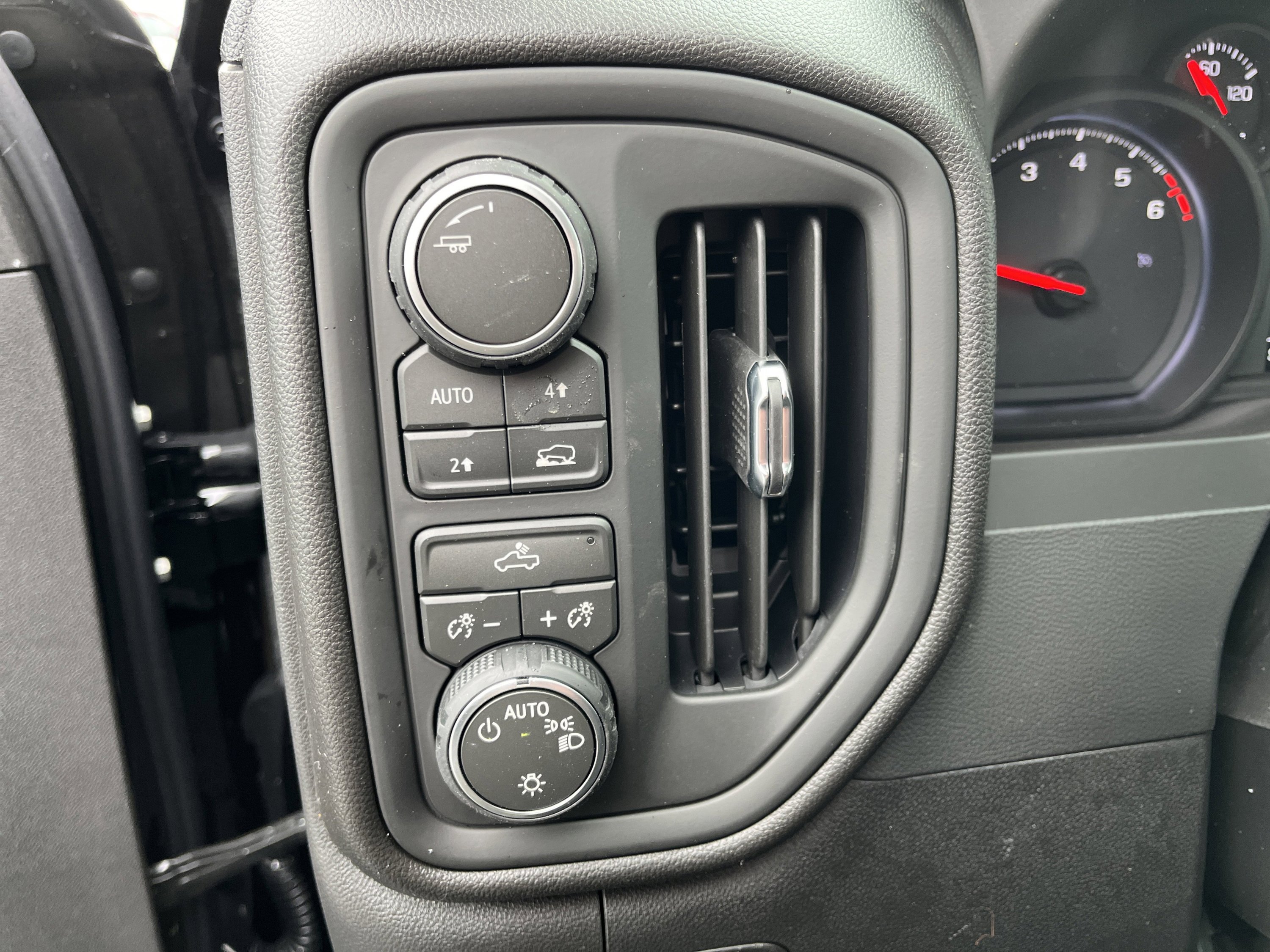 New 2026 Chevrolet Silverado 1500 Custom image 16