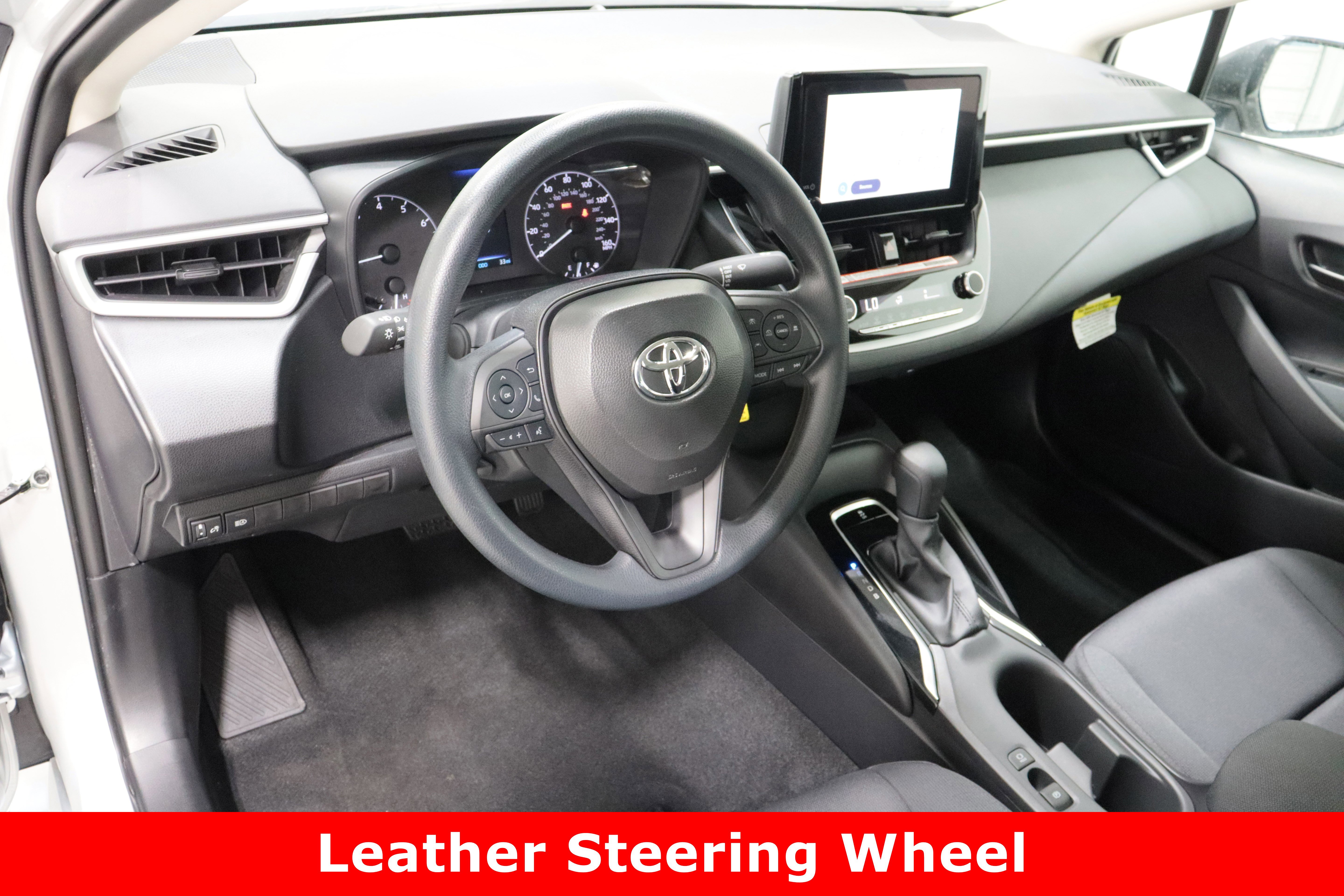 Used 2025 Toyota Corolla LE image 13