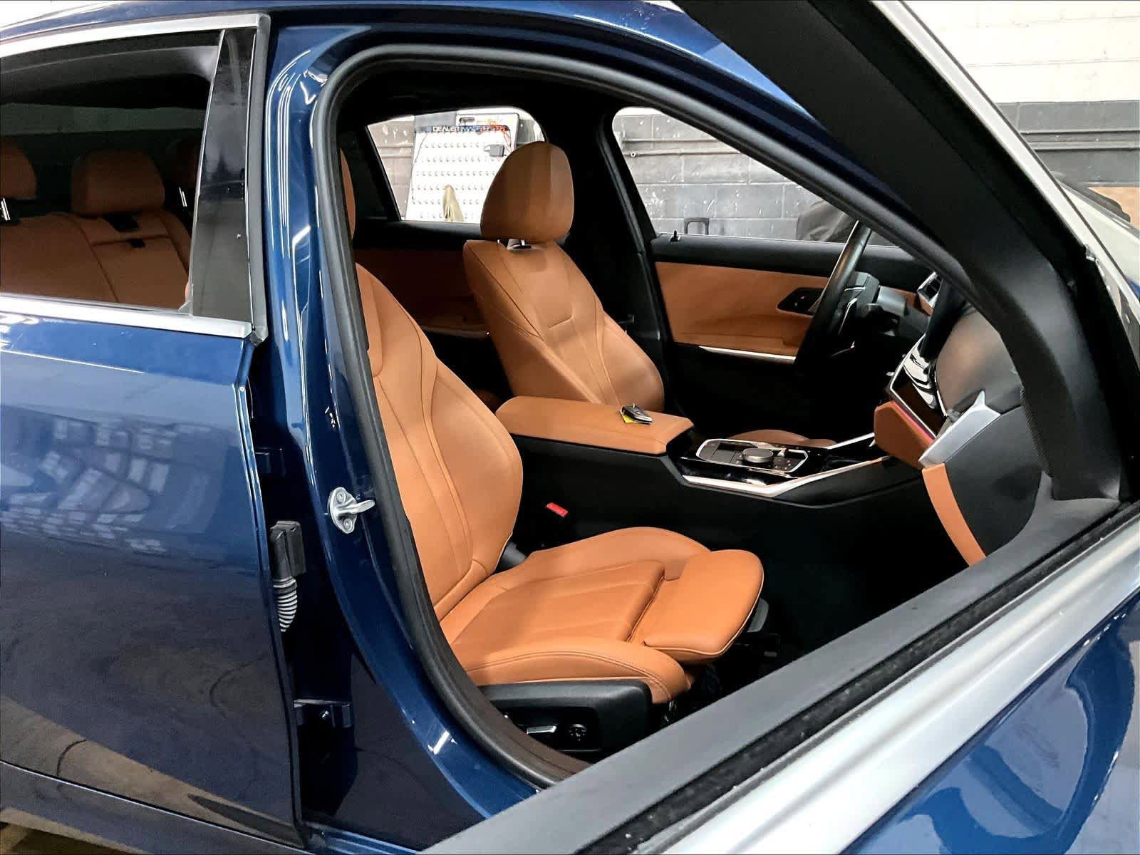 Used 2024 BMW 330i Sedan w/ Convenience Package RWD image 9