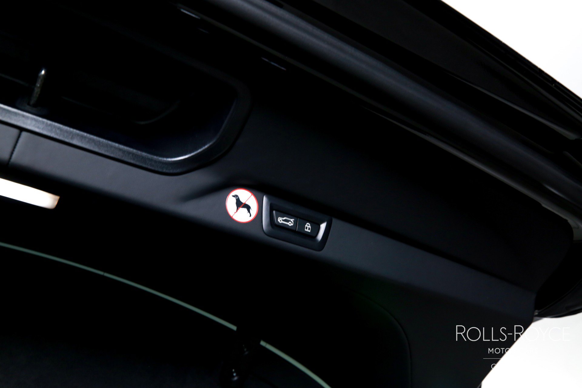 New 2026 Rolls-Royce Cullinan image 30