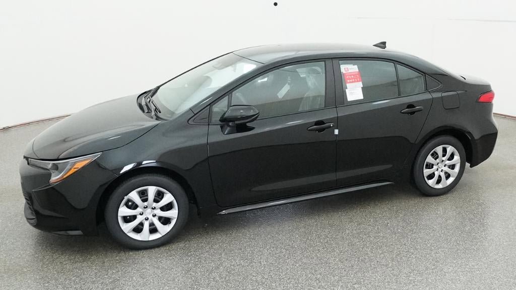 New 2026 Toyota Corolla LE FWD image 2