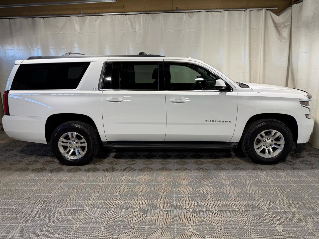 Used 2015 Chevrolet Suburban LT AWD/4WD image 9