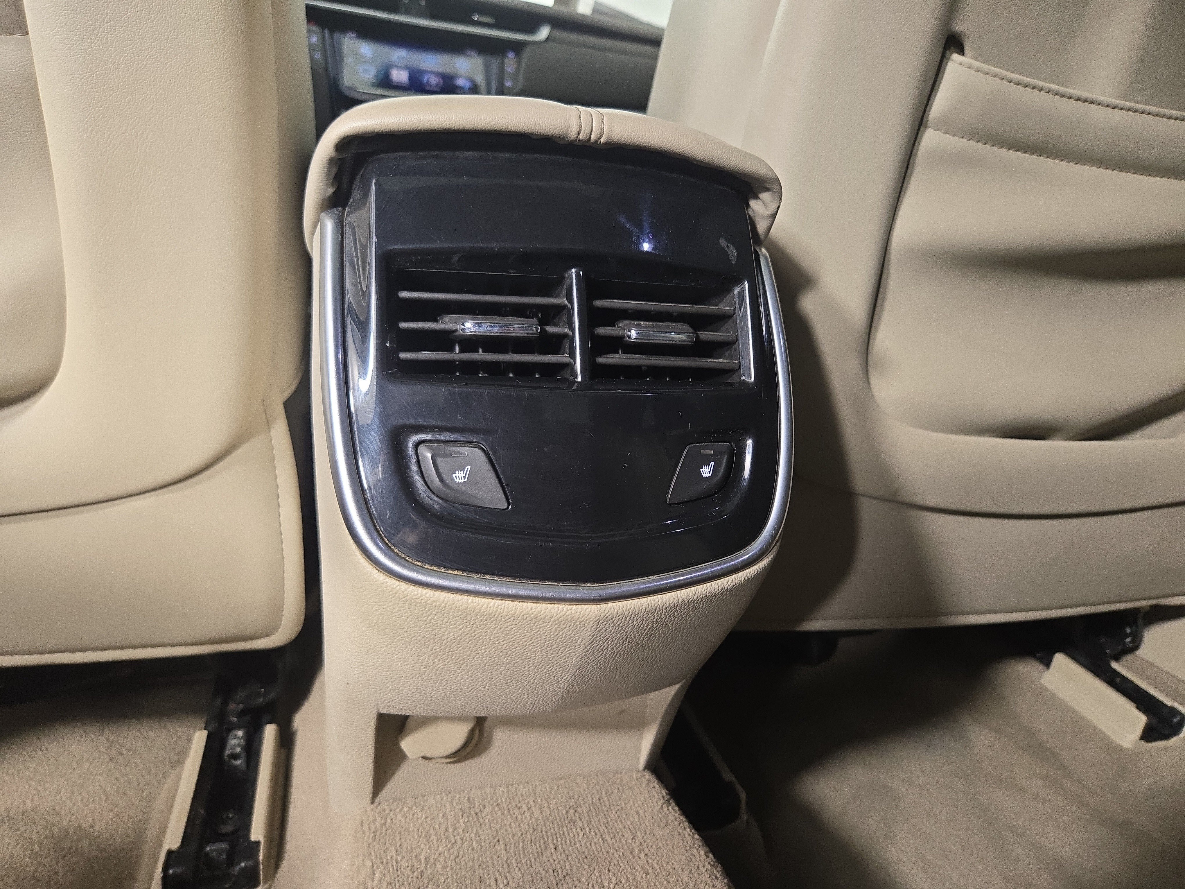 Used 2016 Cadillac XTS Luxury w/ Driver Awareness Package FWD image 32