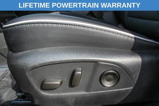 Used 2025 Buick Enclave Preferred AWD/4WD image 18