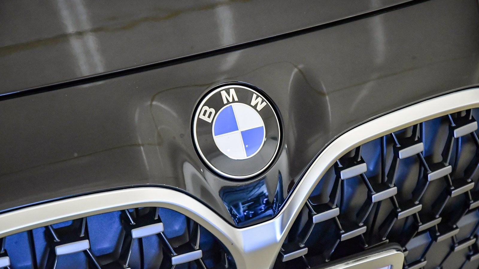 Used 2025 BMW 430i Coupe w/ Convenience Package RWD image 8