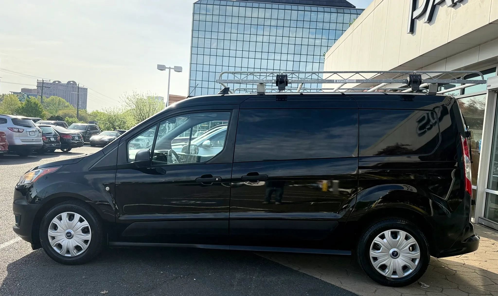 Used 2019 Ford Transit Connect XL FWD image 4