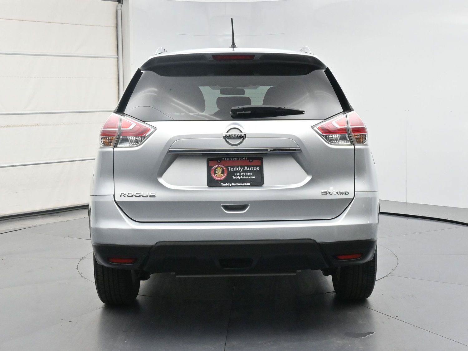 Used 2015 Nissan Rogue SV AWD/4WD image 23