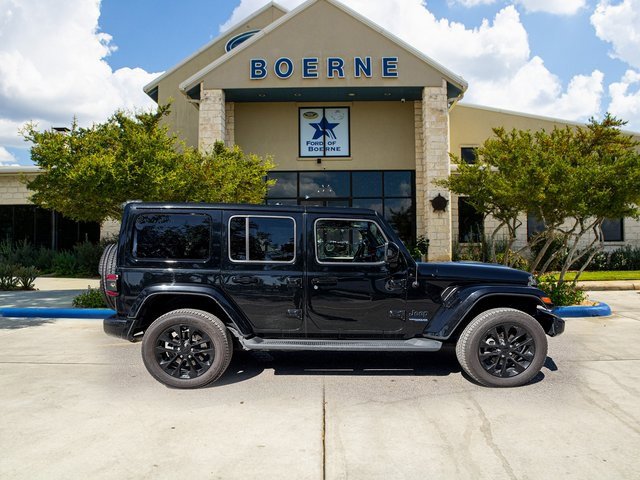 Used 2021 Jeep Wrangler Unlimited Sahara image 6