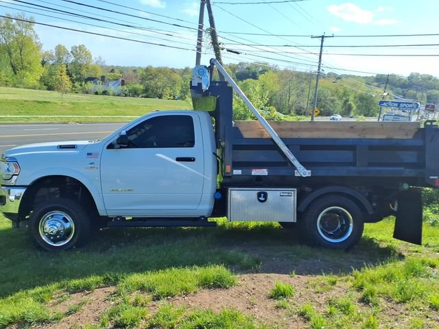 Used 2021 RAM 3500 Tradesman w/ Chrome Appearance Group AWD/4WD image 4