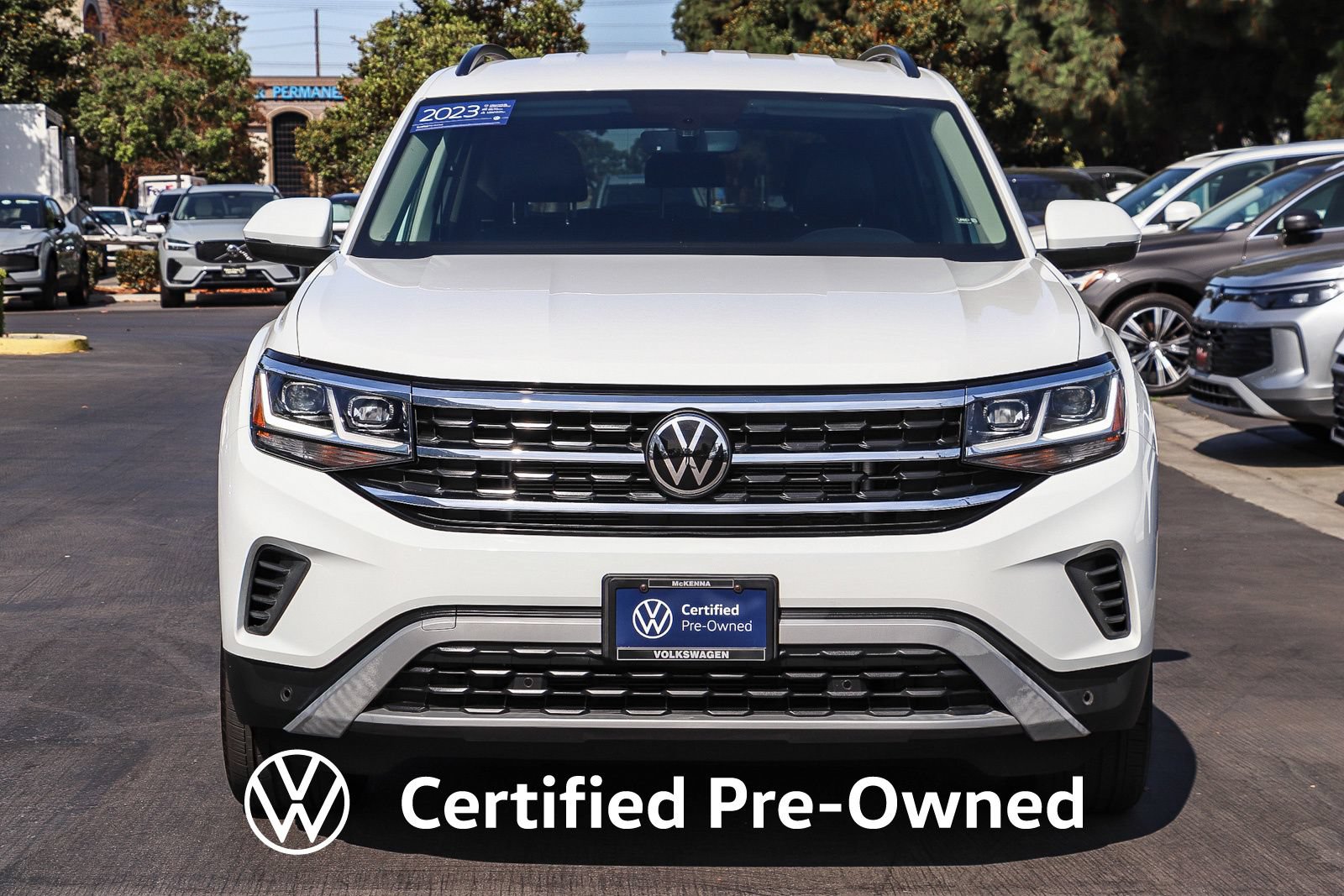Certified 2023 Volkswagen Atlas SE w/ Black Wheel Package FWD image 3