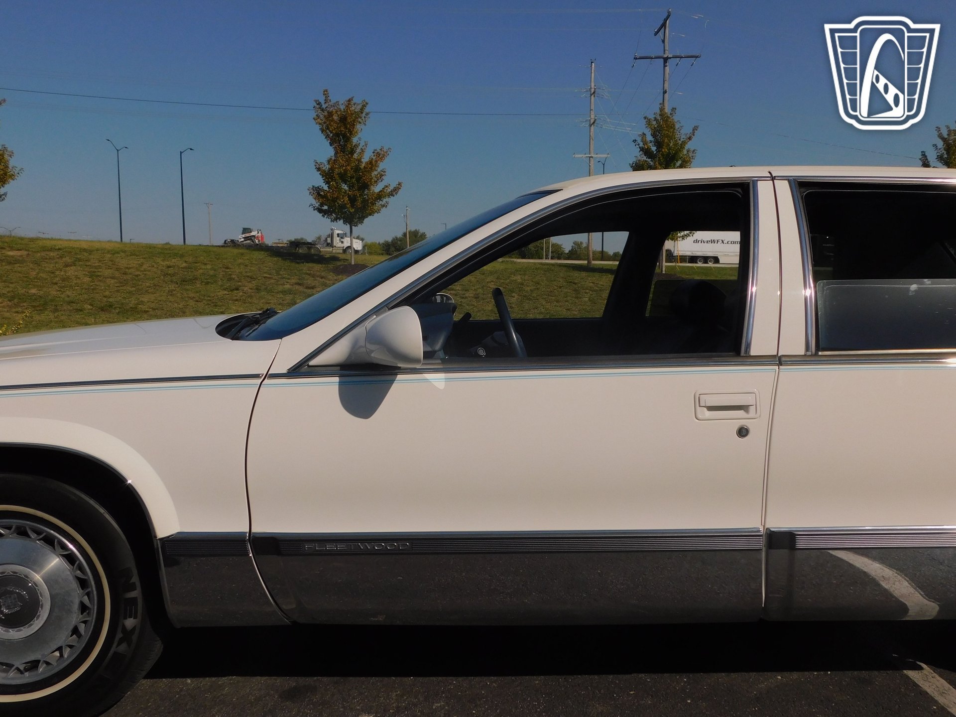 Used 1995 Cadillac Fleetwood Brougham RWD image 27