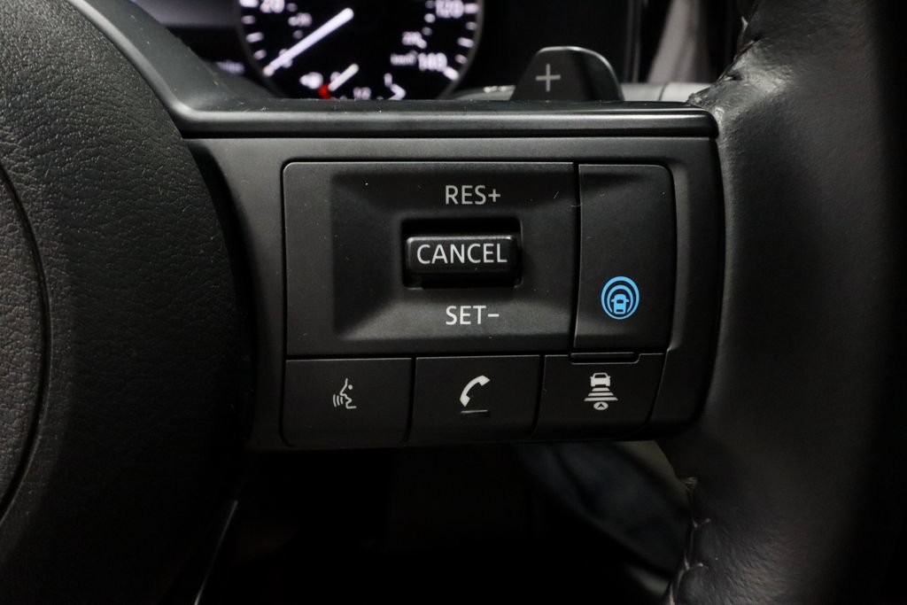 Certified 2025 Nissan Pathfinder SV AWD/4WD image 29