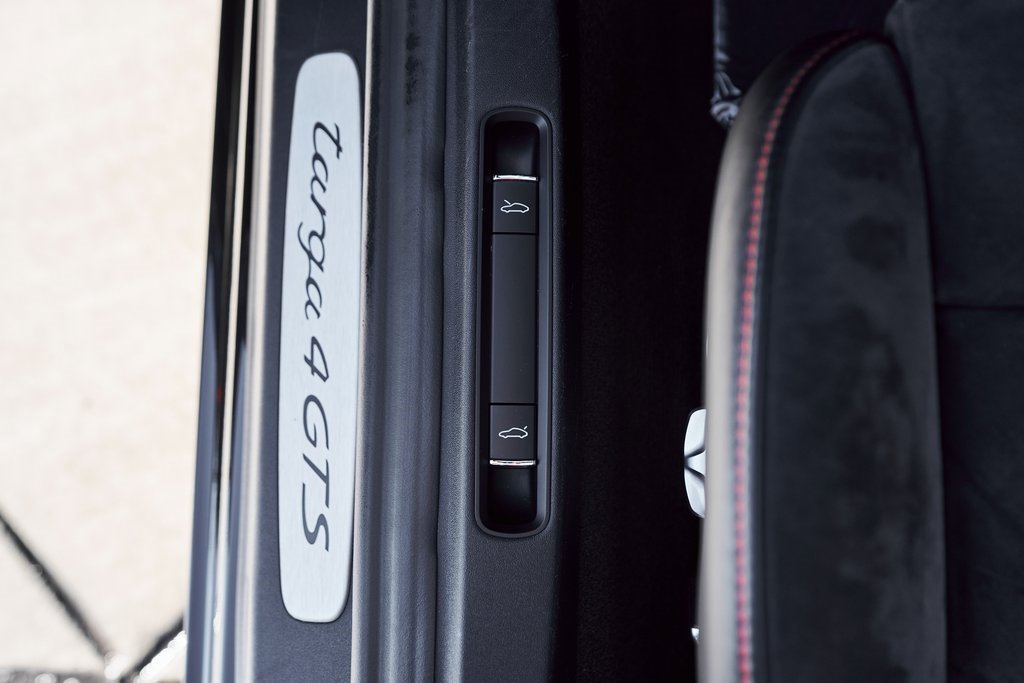 Used 2019 Porsche 911 Targa 4 GTS image 33