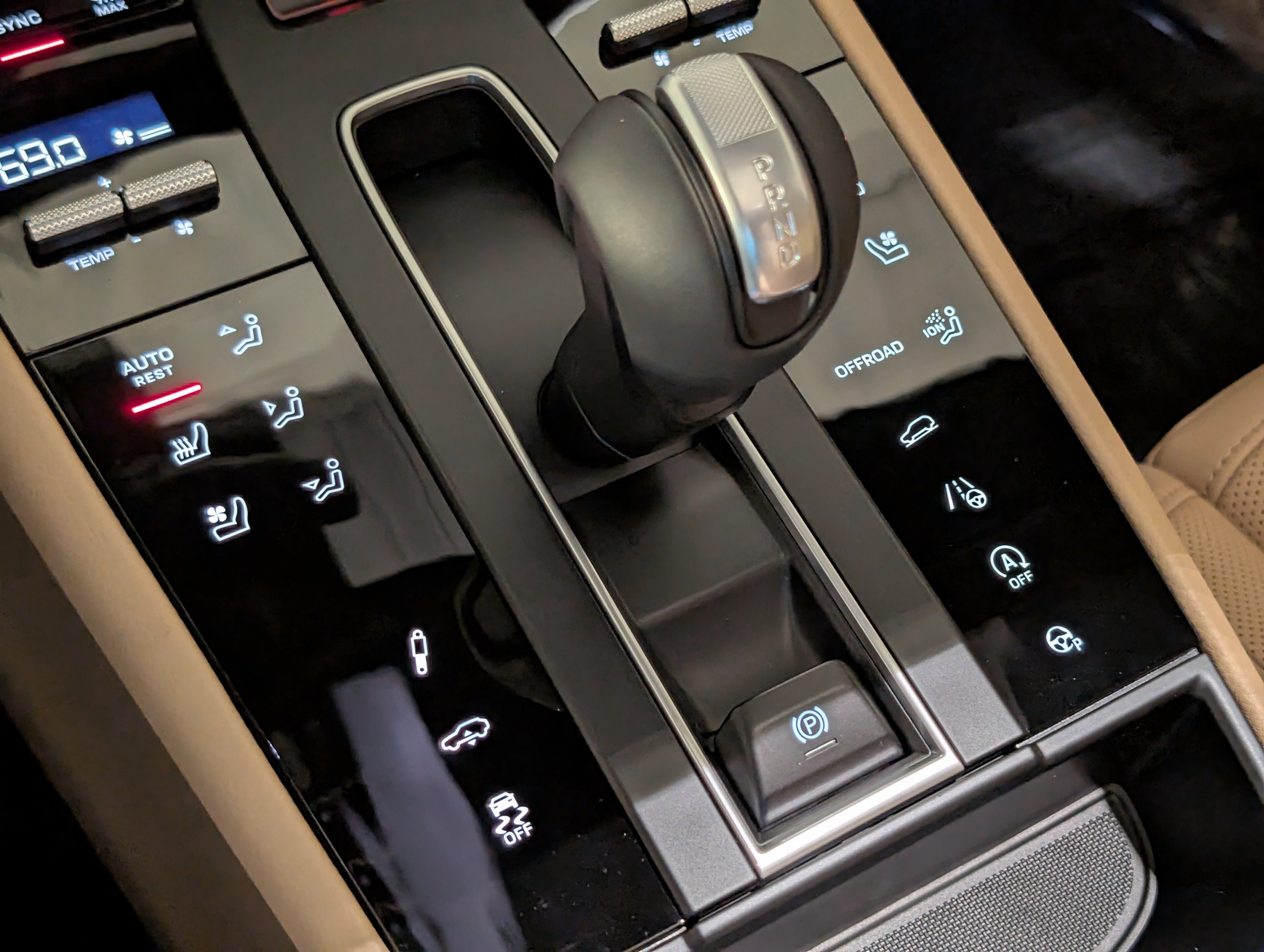 New 2026 Porsche Macan S image 40