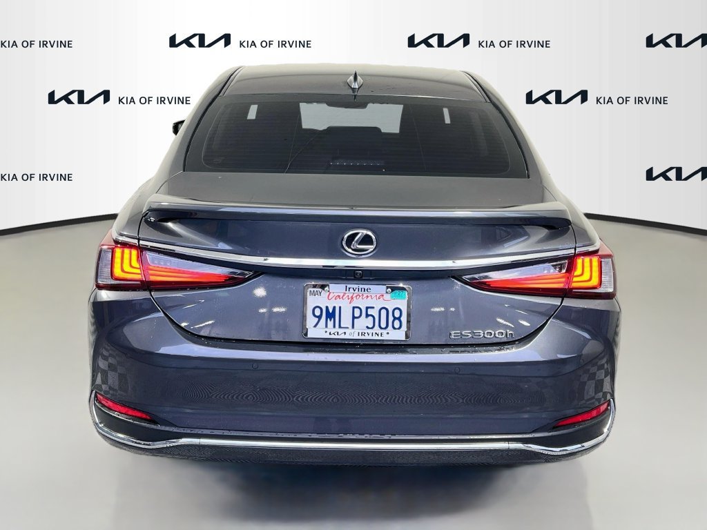 Used 2024 Lexus ES 300h w/ Premium Package FWD image 6