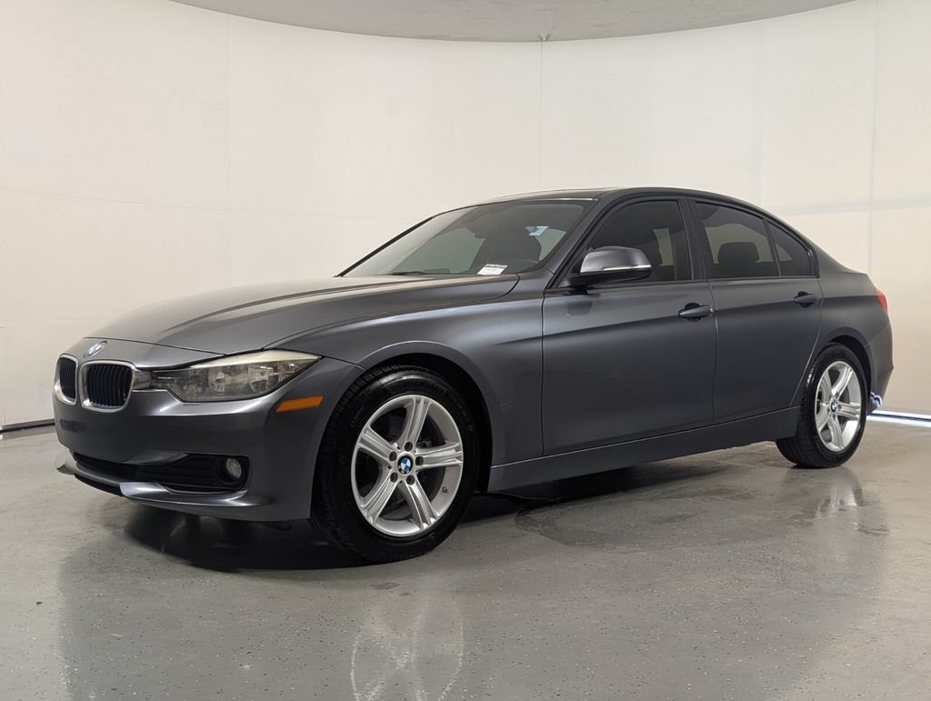 Used 2015 BMW 320i Sedan RWD image 3