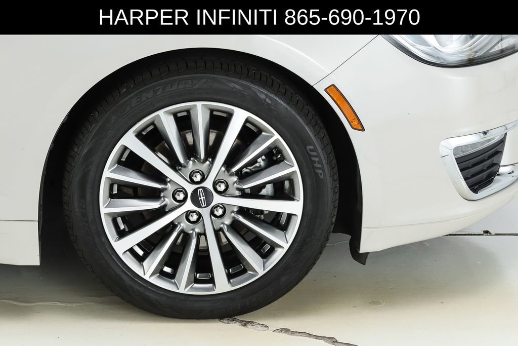Used 2020 Lincoln MKZ FWD image 15