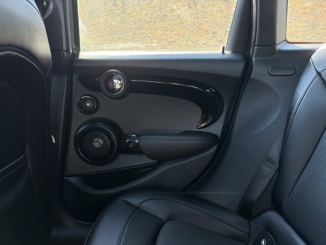 Used 2016 MINI Cooper S FWD image 26