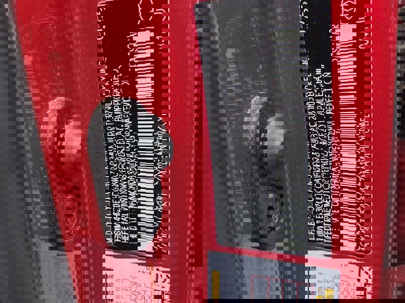 Used 2022 Toyota C-HR Limited FWD image 17