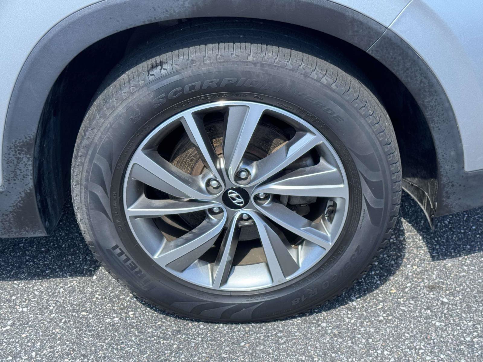 Used 2020 Hyundai Santa Fe Limited AWD/4WD image 6