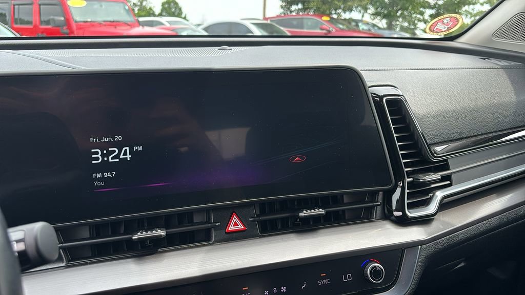 Used 2023 Kia Sportage EX image 19