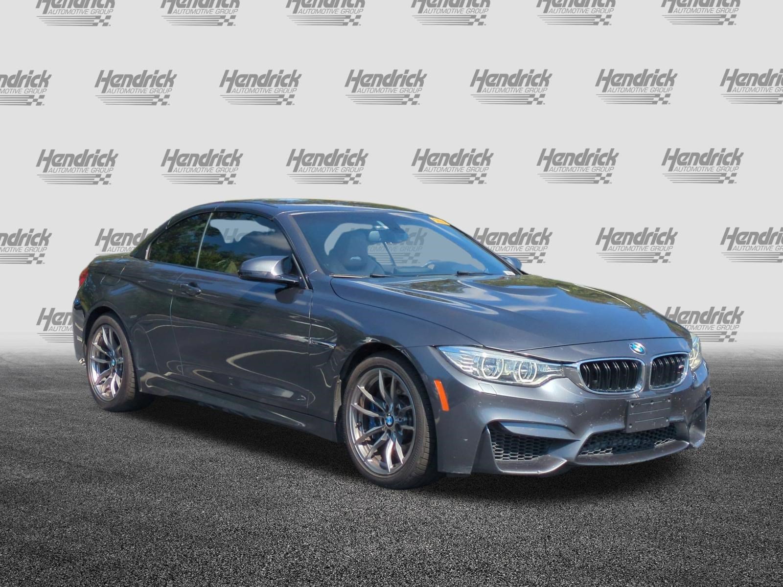 Used 2015 BMW M4 Convertible RWD image 2