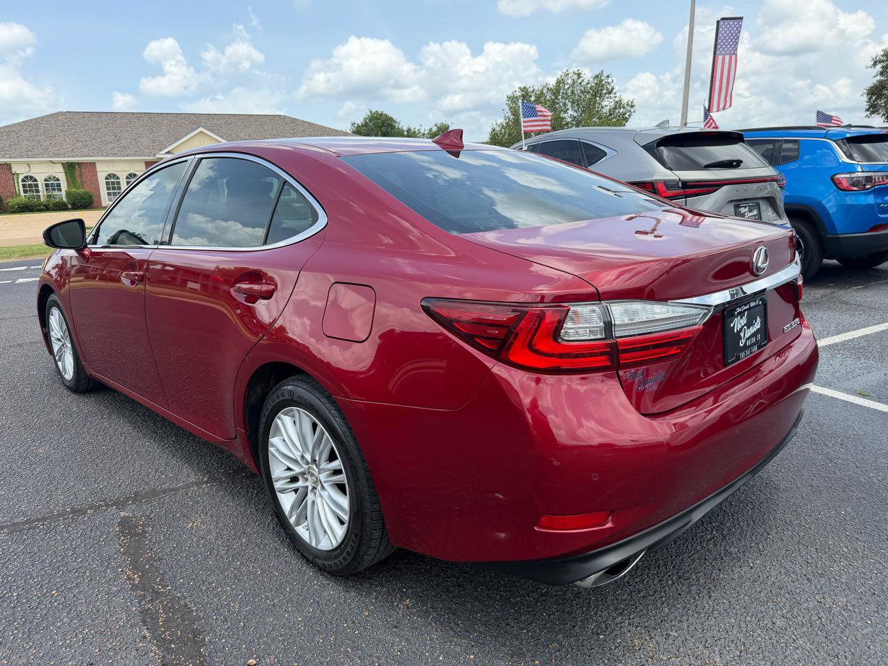 Used 2017 Lexus ES 350 w/ Premium Package FWD image 7