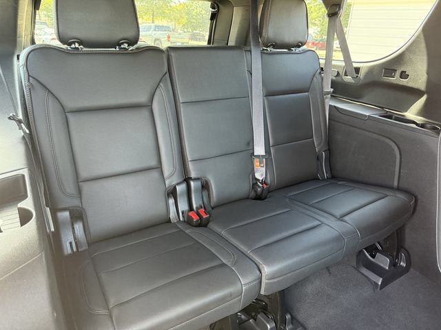 Used 2021 Chevrolet Suburban High Country AWD/4WD image 30