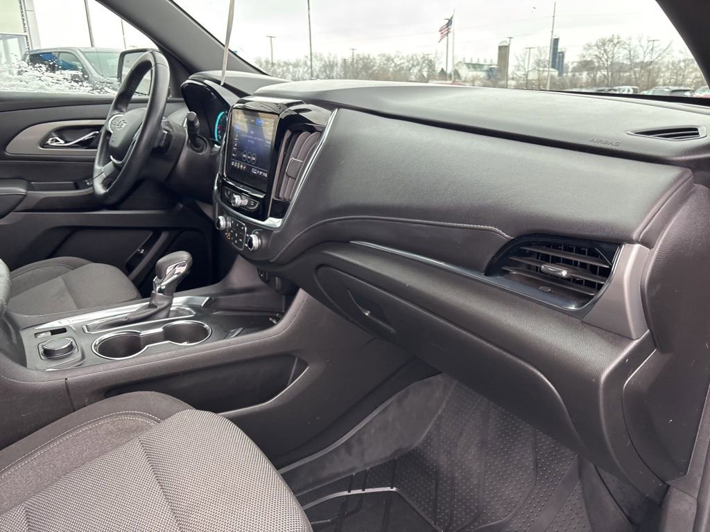 Certified 2023 Chevrolet Traverse LT image 28
