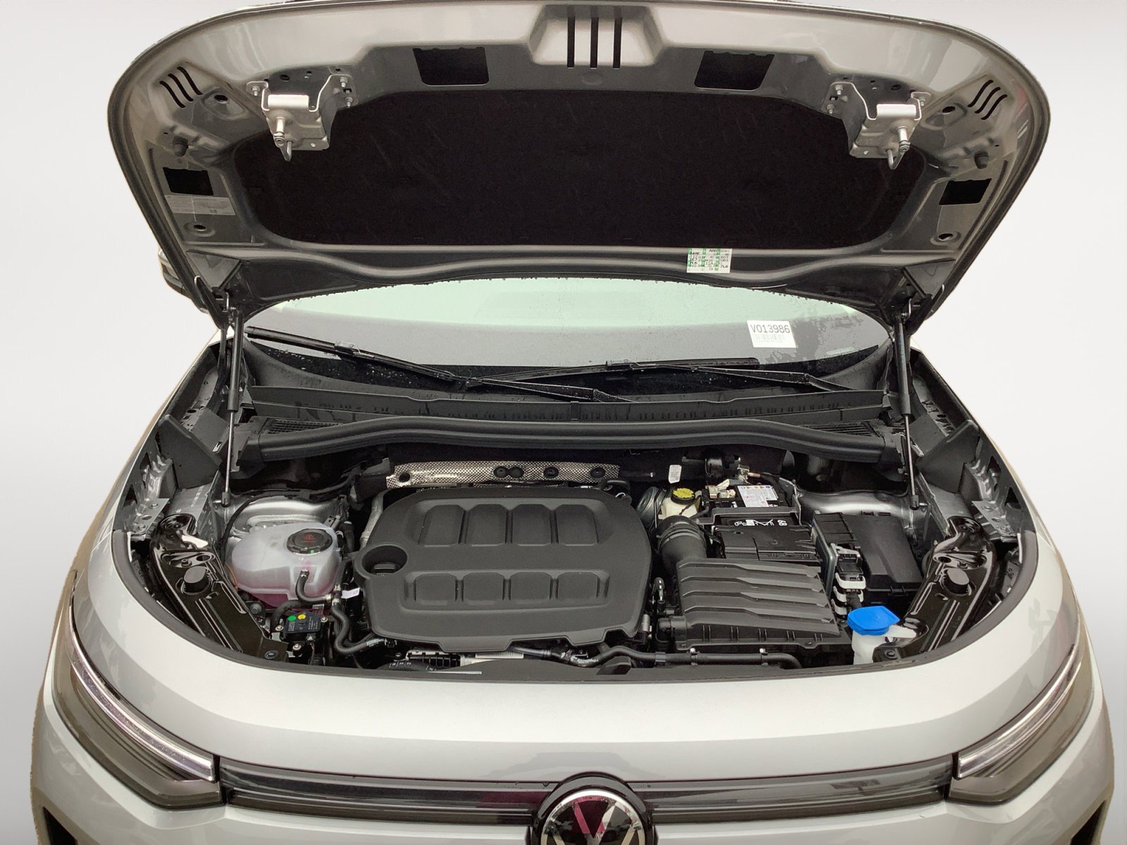 New 2026 Volkswagen Tiguan S image 12