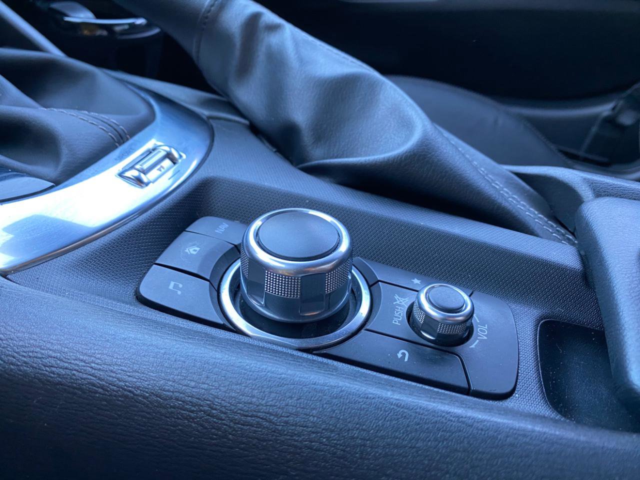 Used 2021 MAZDA MX-5 Miata RF Grand Touring RWD image 42