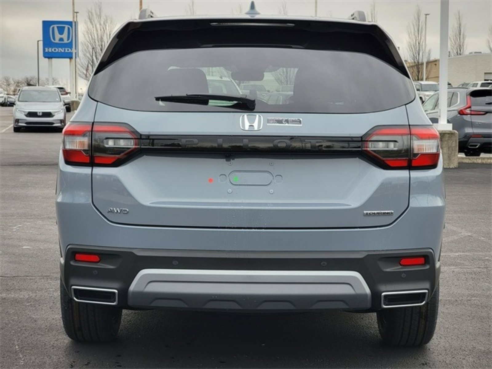 New 2025 Honda Pilot Touring image 6