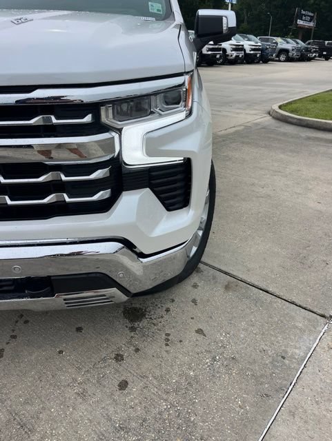 Used 2025 Chevrolet Silverado 1500 LTZ w/ Technology Package AWD/4WD image 7
