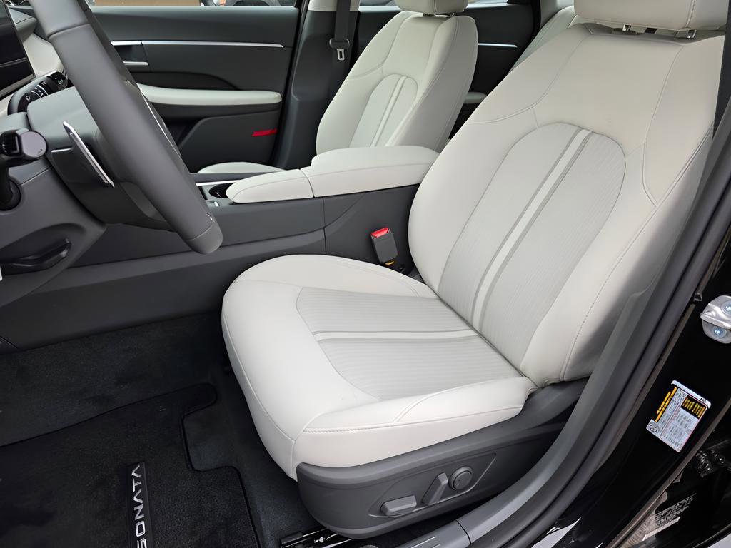 New 2026 Hyundai Sonata SEL image 13