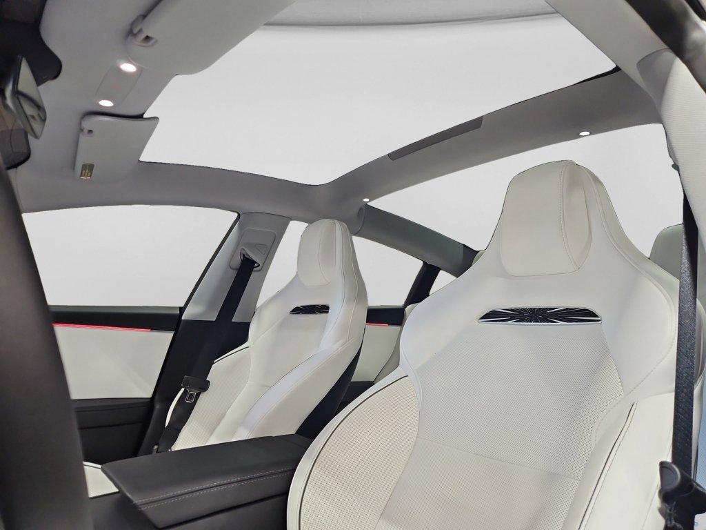 Used 2025 Tesla Model 3 Performance AWD/4WD image 23