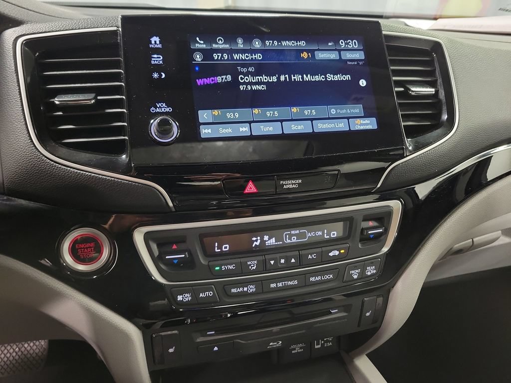 Used 2019 Honda Pilot Touring image 17