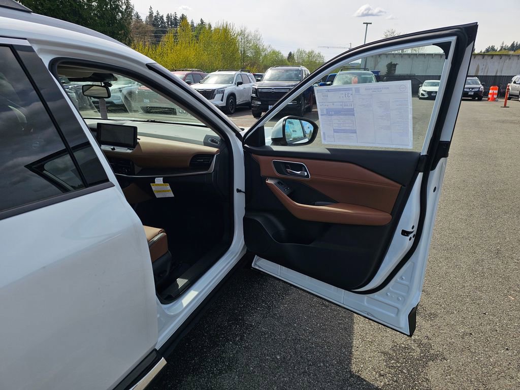 New 2026 Nissan Rogue Platinum w/ Platinum Premium Package AWD/4WD image 27