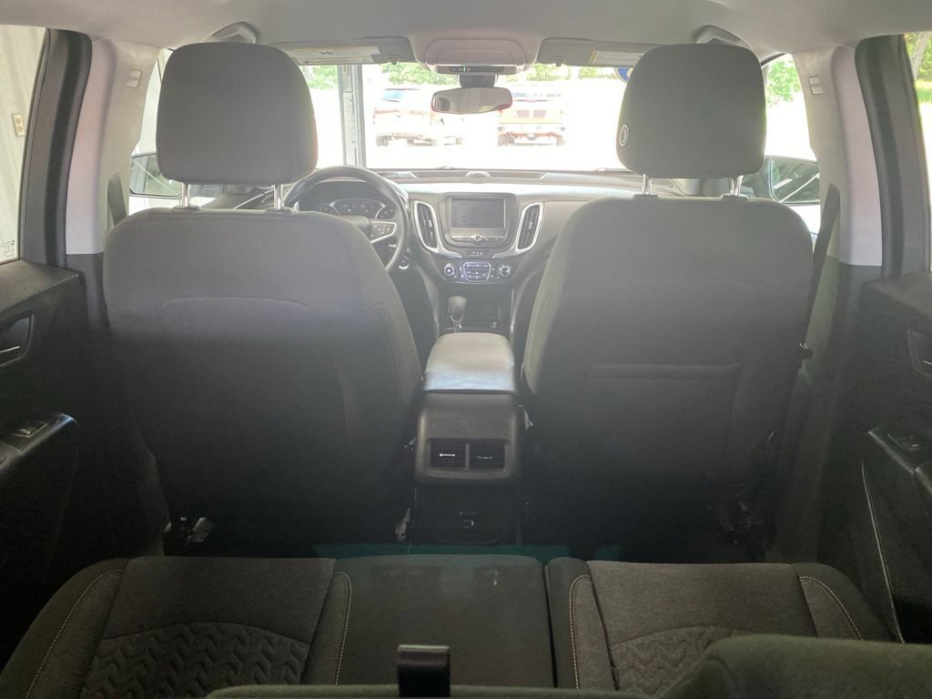 Used 2023 Chevrolet Equinox LT AWD/4WD image 13