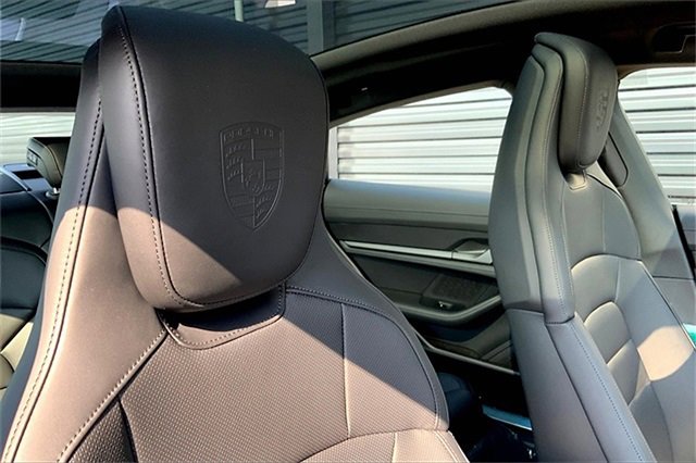 New 2025 Porsche Taycan image 8
