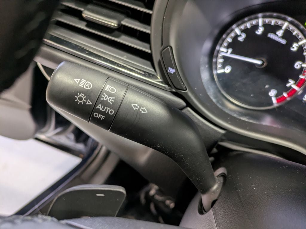 Used 2025 MAZDA CX-30 AWD 2.5 S w/ Premium Package image 19