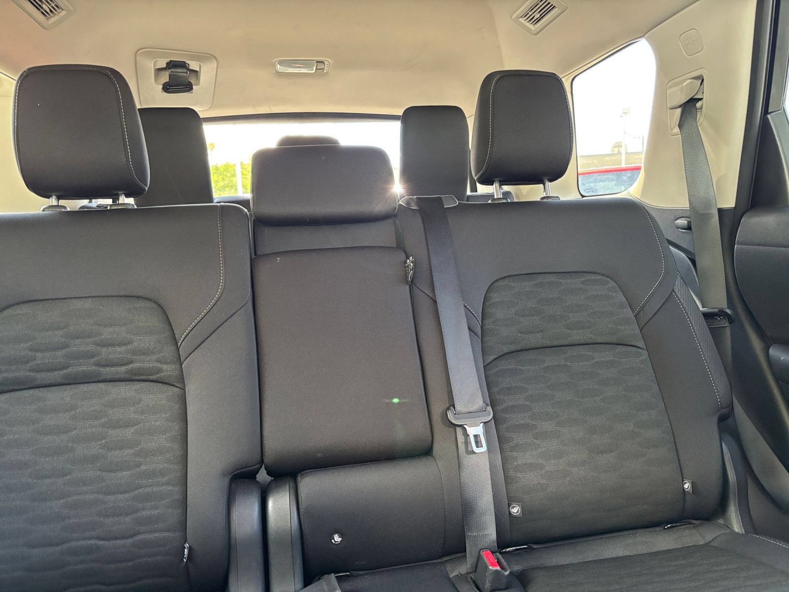 Used 2025 Nissan Pathfinder SV AWD/4WD image 35