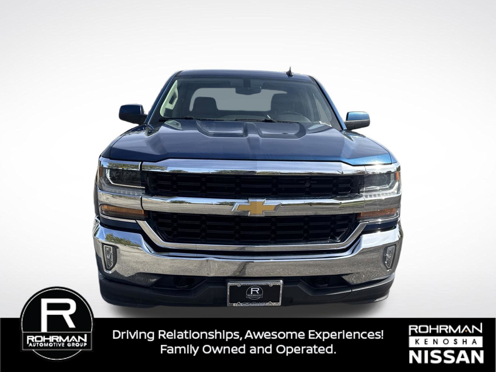 Used 2018 Chevrolet Silverado 1500 LT w/ All Star Edition AWD/4WD image 2