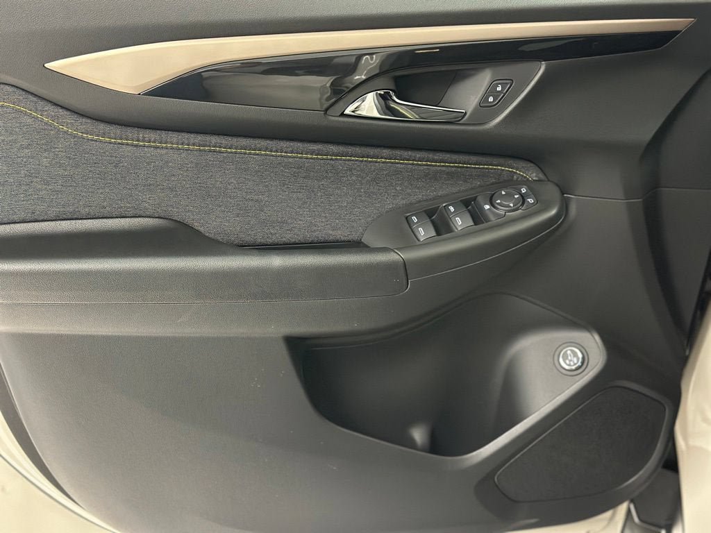 New 2026 Chevrolet TrailBlazer ACTIV w/ Convenience Package FWD image 17