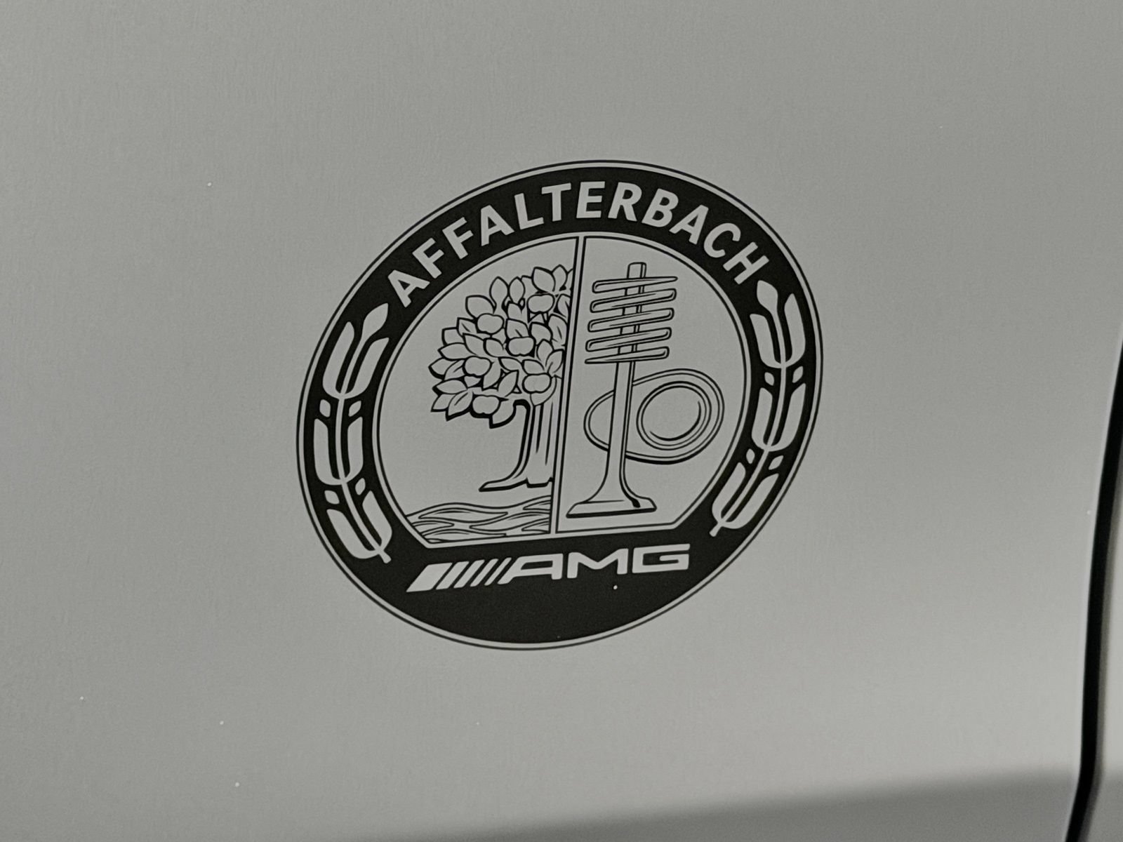 Used 2024 Mercedes-Benz SL 63 AMG 4MATIC image 21
