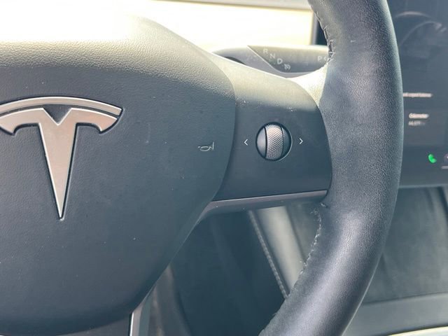 Used 2023 Tesla Model 3 Standard Range image 20