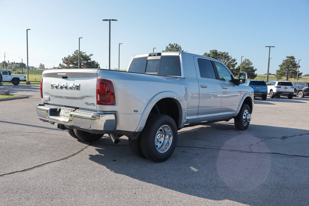 New 2027 RAM 3500 Longhorn AWD/4WD image 4